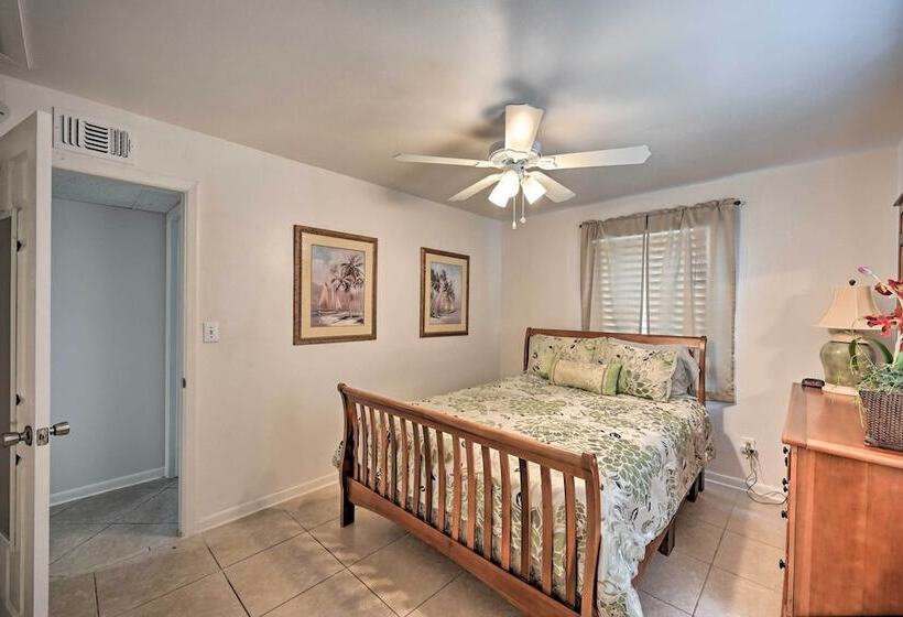 Bright Naples Home   4 Mi To Botanic Gardens!