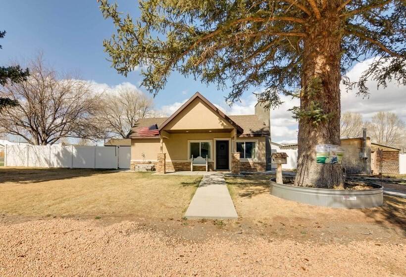 Bright Panguitch Escape W/ Spacious Yard!