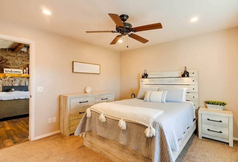 Bright Panguitch Escape W/ Spacious Yard!