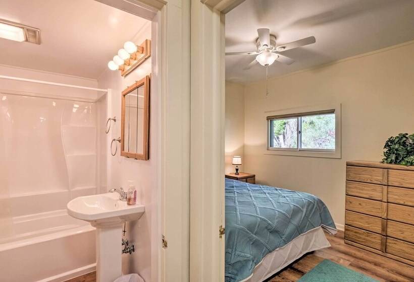 Buena Vista Home W/ Patio 2 Blocks To Main St