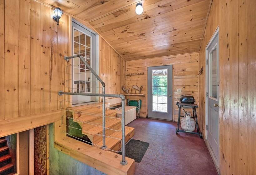 Cabin Inspired Home < 12 Mi To Sugarloaf Mtn!