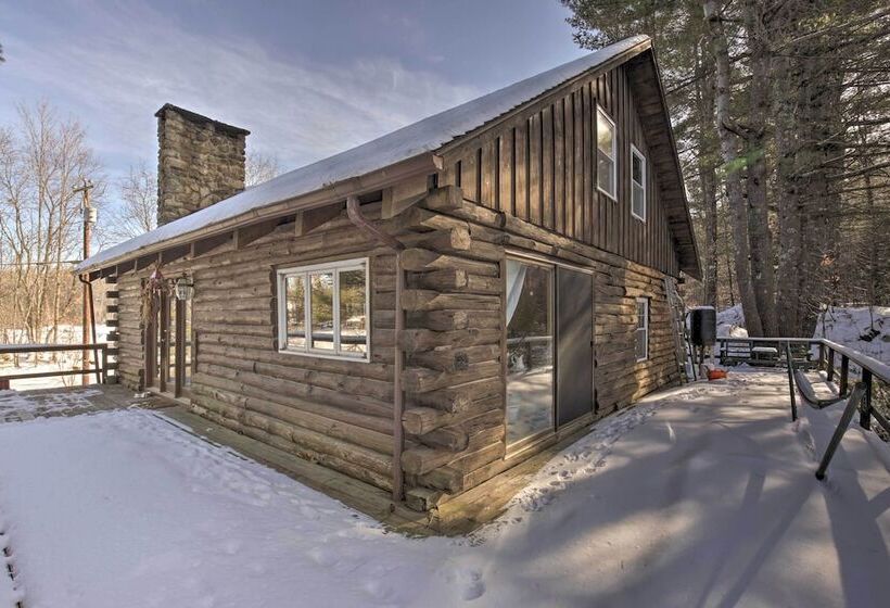 Cabin: Private Hot Tub, Walk To Pats Peak Ski Area