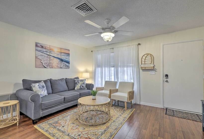 Calming Getaway: 9 Mi To Clearwater Beach!