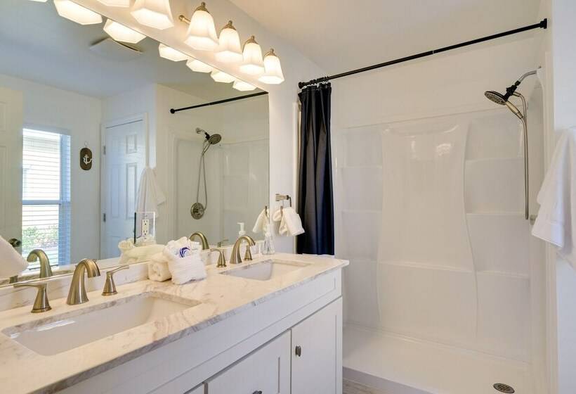 Canal Front Cape Coral Home Rental: Pool, Lanai!