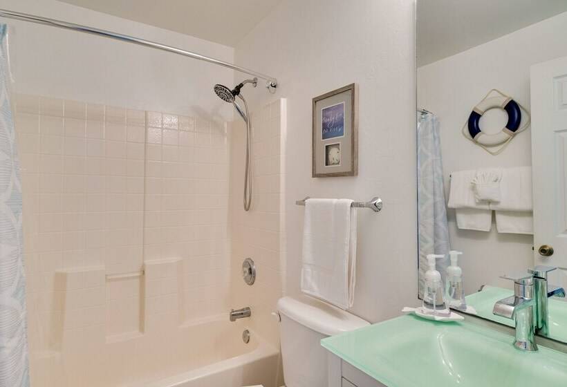 Canal Front Cape Coral Home Rental: Pool, Lanai!