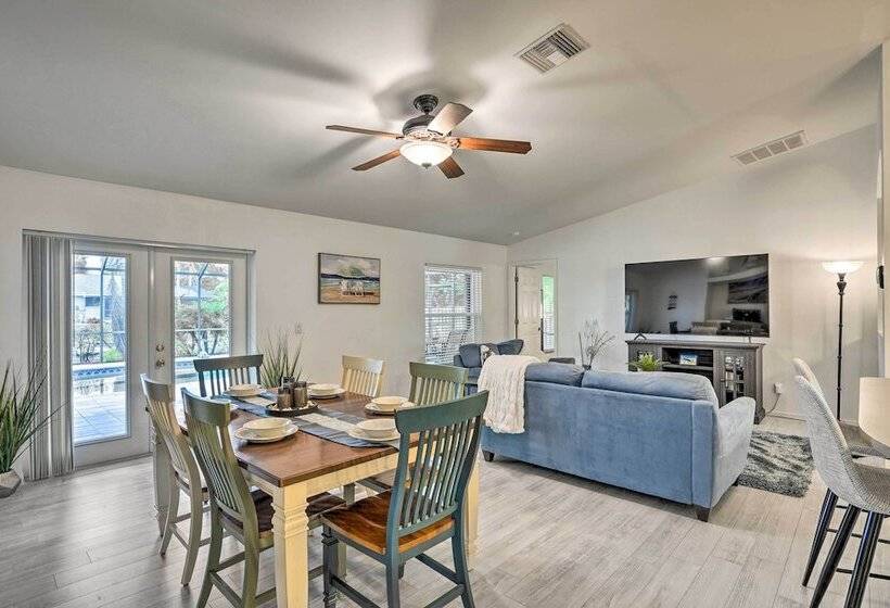 Canalfront Cape Coral Escape   Ada Friendly!