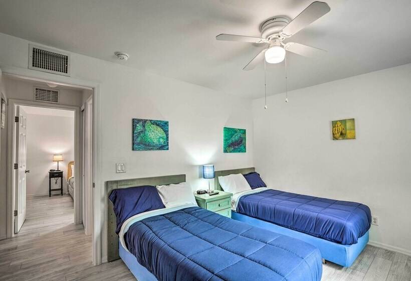 Canalfront Cape Coral Escape   Ada Friendly!