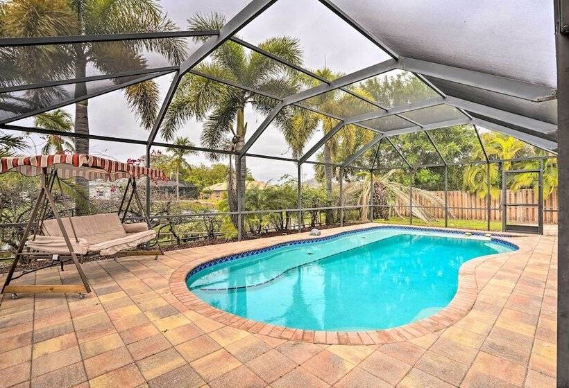 Canalfront Cape Coral Escape   Ada Friendly!