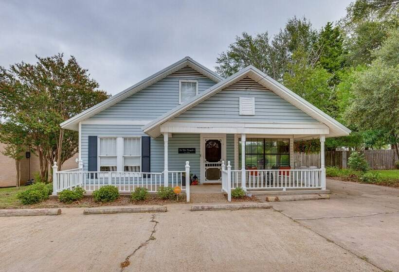 Canton Home W/ Porch < 1 Mile To First Monday!