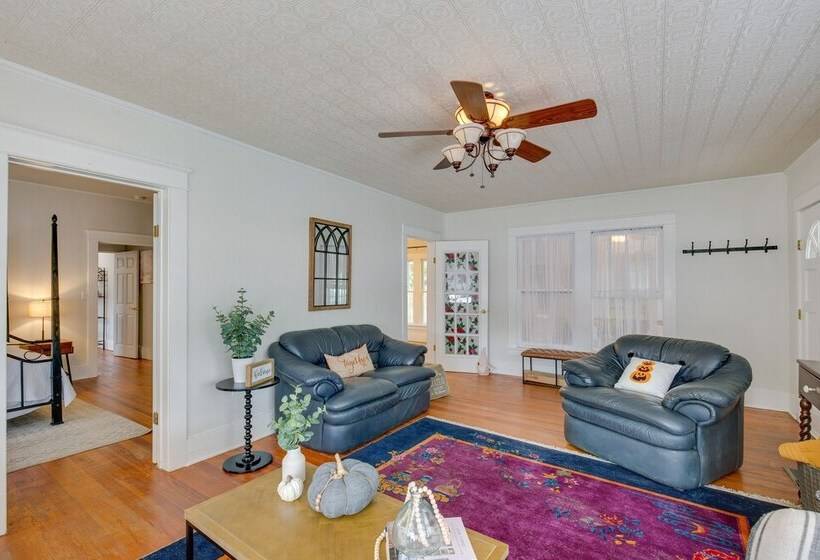 Canton Home W/ Porch < 1 Mile To First Monday!