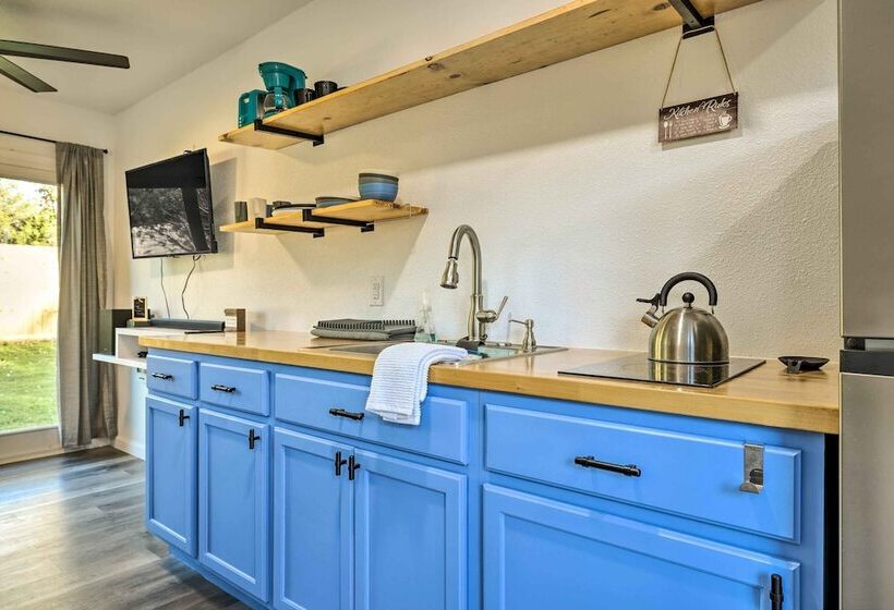 Canyon Lake Retreat W/ Pool ~ 2 Mi To Lake