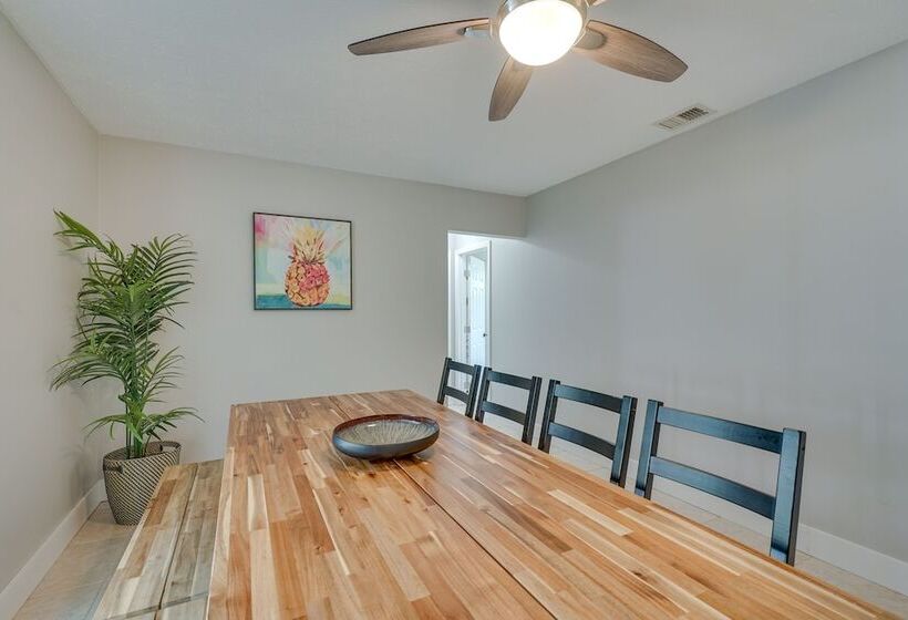 Cape Coral Escape: Near Dtwn W/ Private Pool!