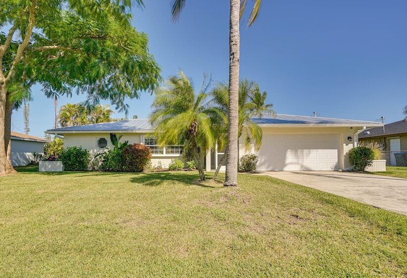 Cape Coral Escape: Near Dtwn W/ Private Pool!