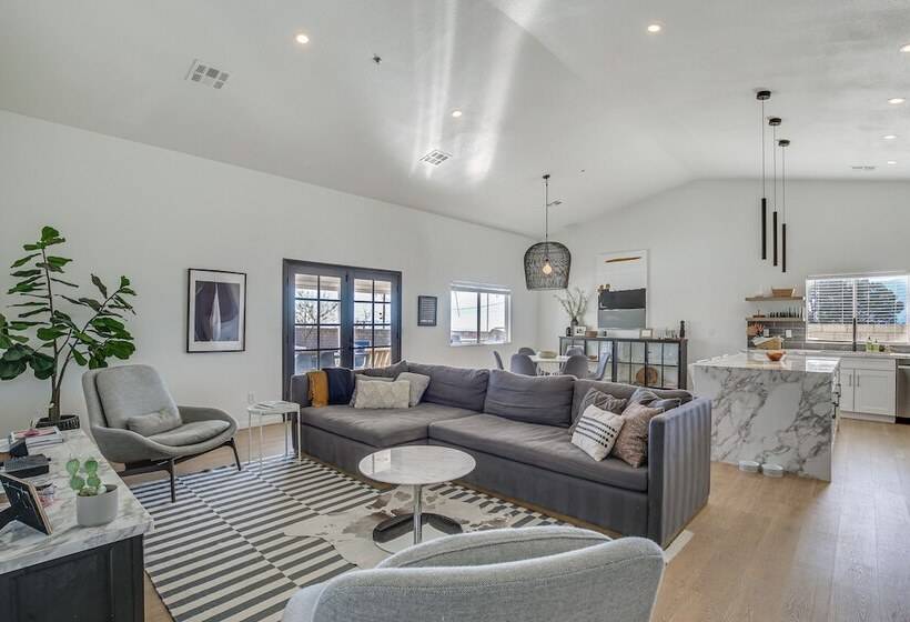 Casa Con Vista: Hot Springs Home W/ Mtn Views