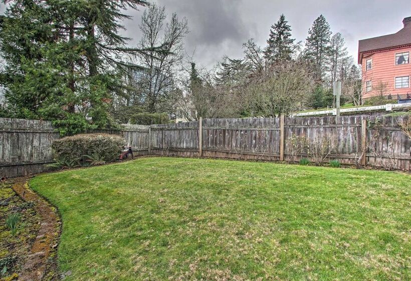 Central Eugene House W/ Updated Interior & Yard!