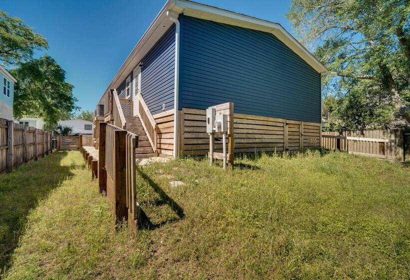 Charleston Home W/ Porch 3 Mi To Folly Beach!