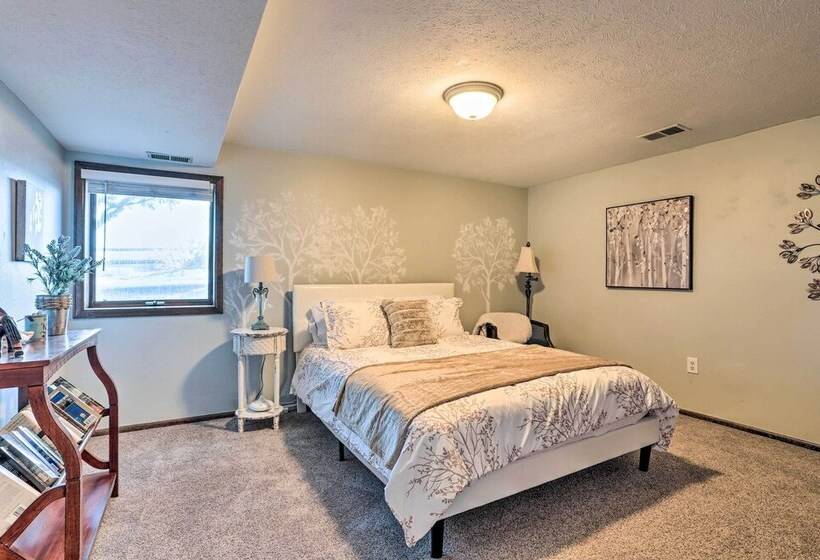 Charming Brighton Home W/ Yard   Near Parks!