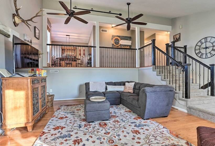 Charming Brighton Home W/ Yard   Near Parks!