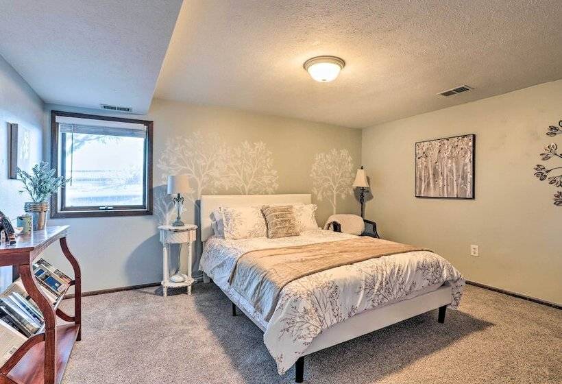 Charming Brighton Home W/ Yard   Near Parks!