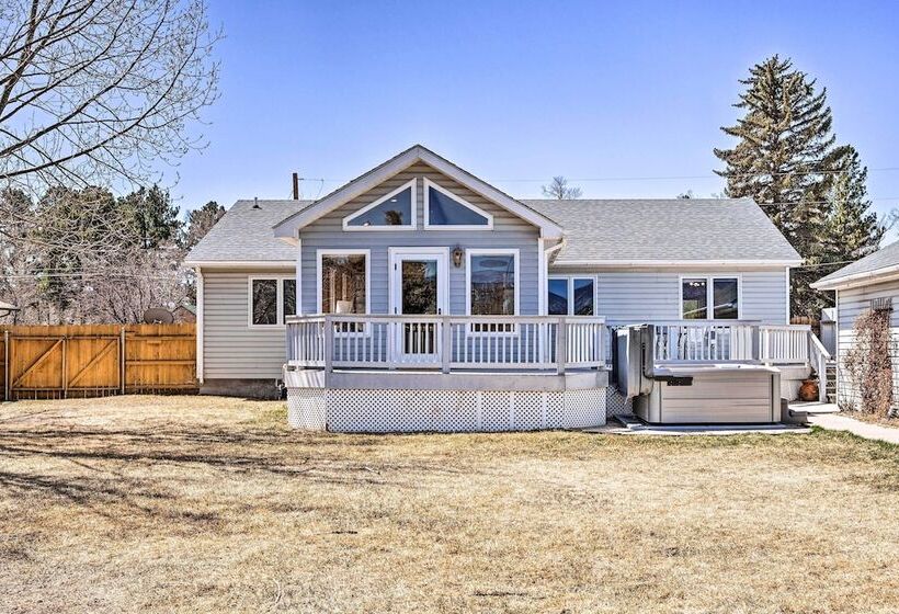 Charming Buena Vista Home W/ Hot Tub + Deck!