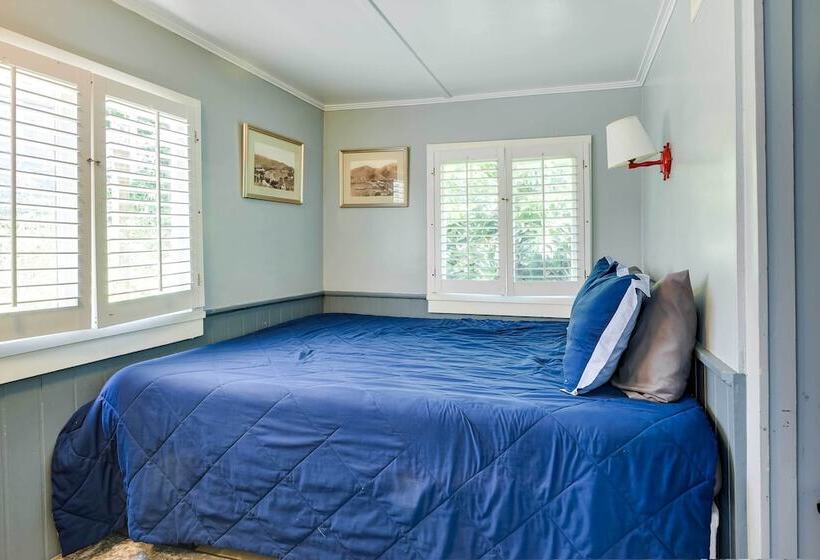 Walk To Beach: Catalina Gem W/ Deck!