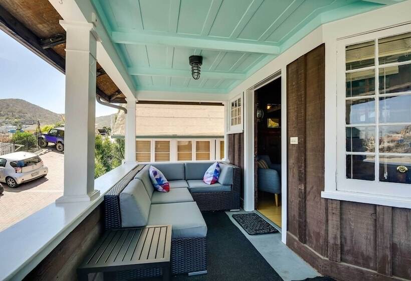 Walk To Beach: Catalina Gem W/ Deck!