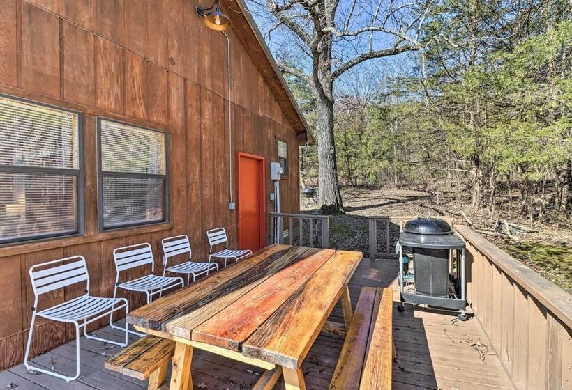 Walk To White River: Home W/ Deck In Flippin!