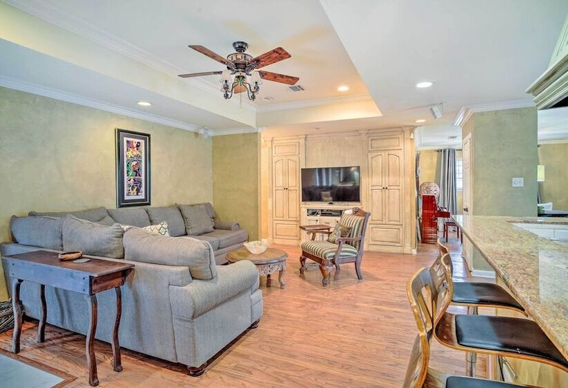 Charming Lafayette Home ~ 5 Mi To Downtown!