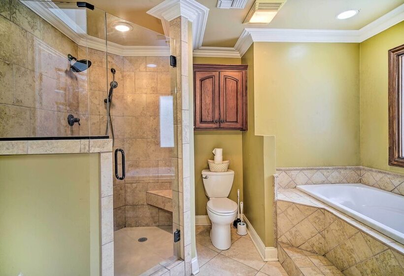 Charming Lafayette Home ~ 5 Mi To Downtown!