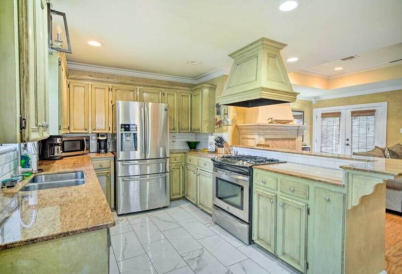 Charming Lafayette Home ~ 5 Mi To Downtown!