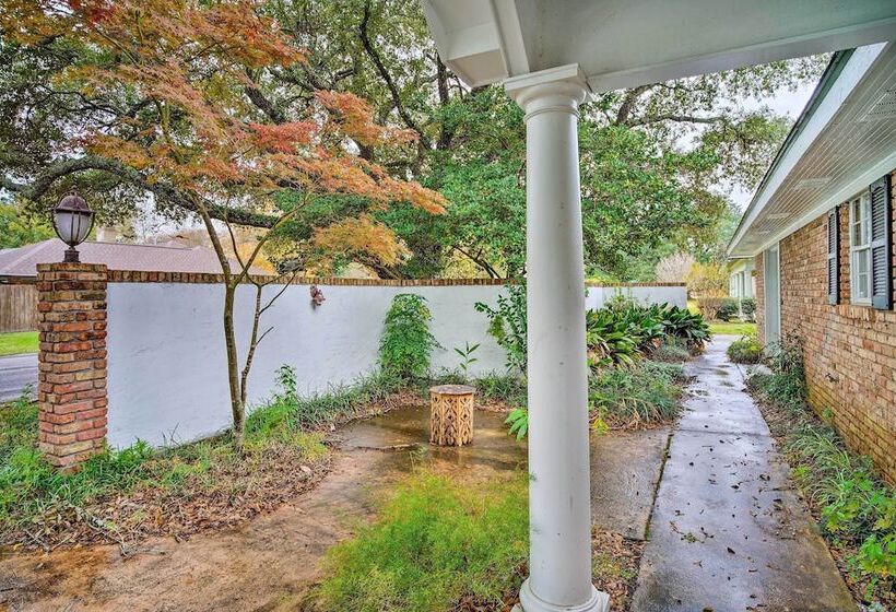 Charming Lafayette Home ~ 5 Mi To Downtown!