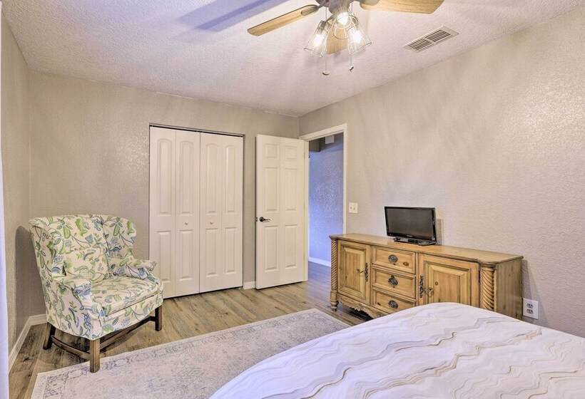 Charming Ocala Home Near World Equestrian Center!