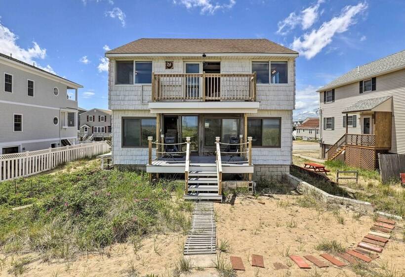 Charming Oceanfront Home On Salisbury Beach
