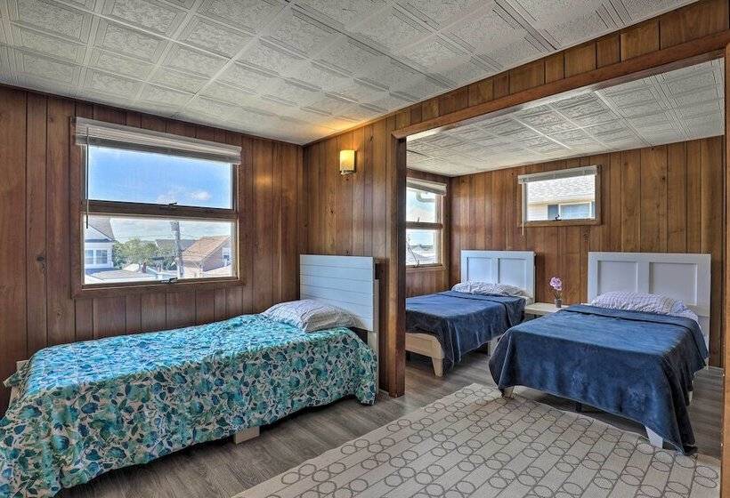 Charming Oceanfront Home On Salisbury Beach