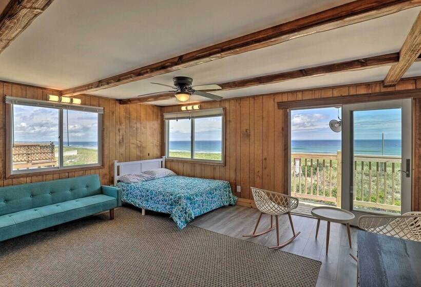 Charming Oceanfront Home On Salisbury Beach