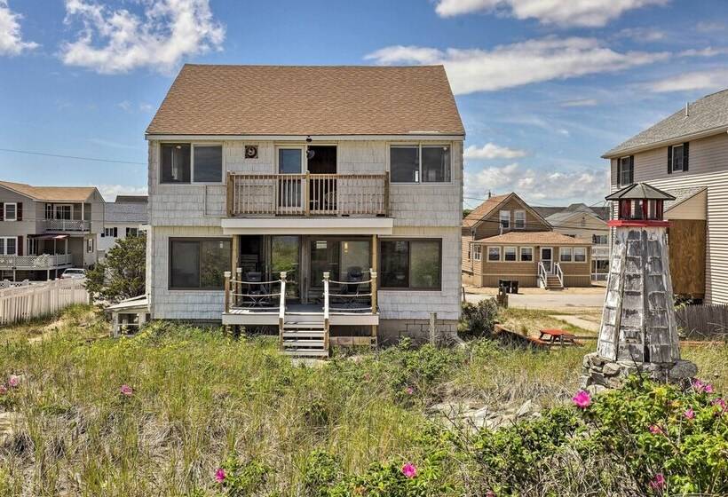 Charming Oceanfront Home On Salisbury Beach