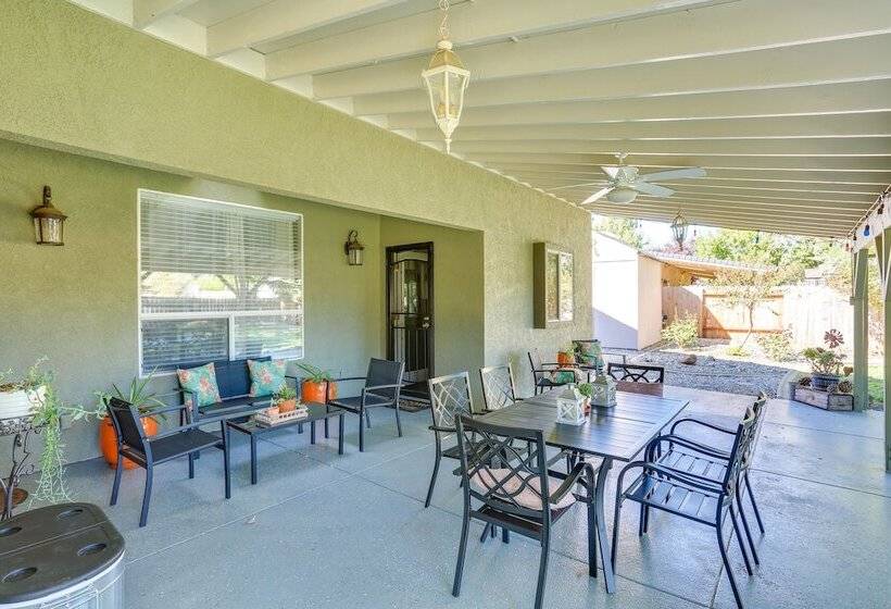 Redding Home W/ Patio Near Fishing!