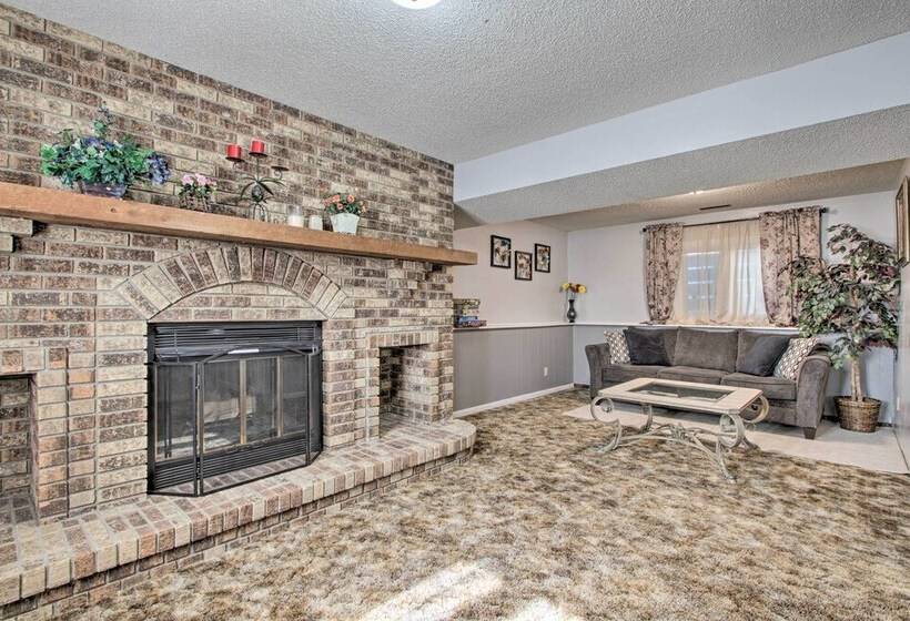 Charming Rochester Home, 4 Mi To Mayo Clinic!