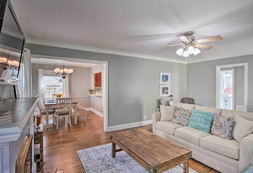 Charming Tulsa Bungalow W/ Furnished Deck!