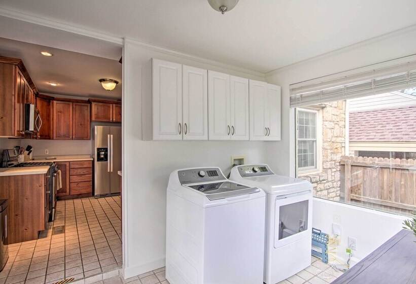 Charming Tulsa Bungalow W/ Furnished Deck!