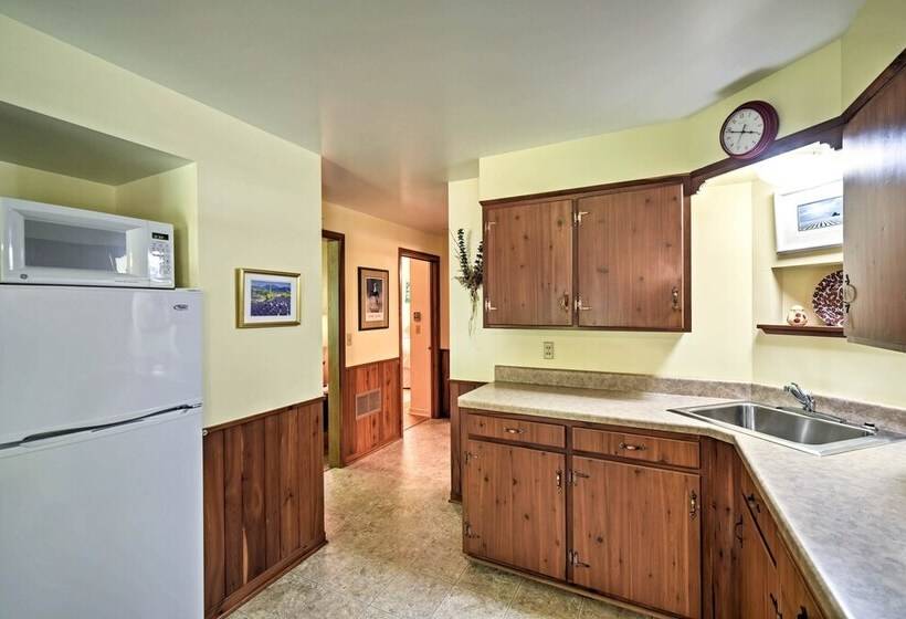 Cherry Cottage Walk To Peninsula State Park!