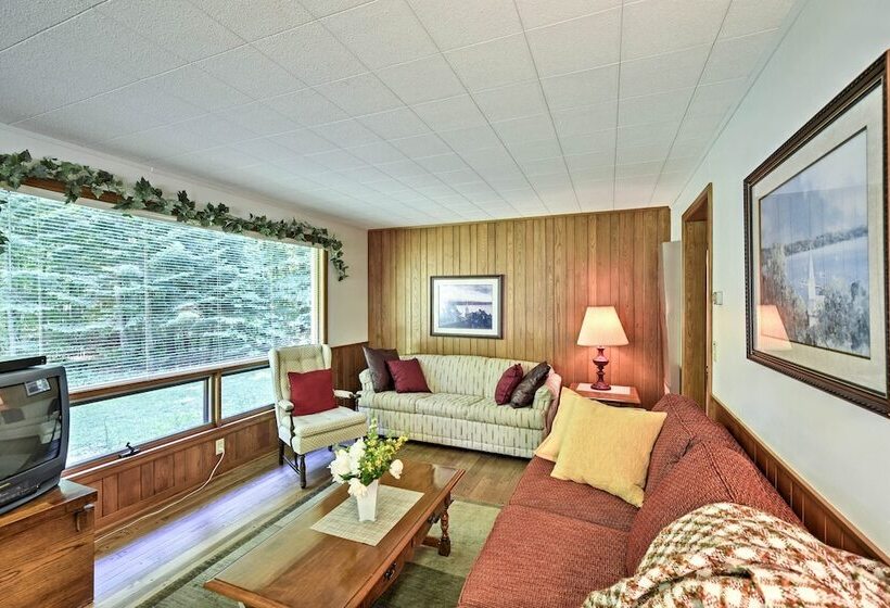 Cherry Cottage    Walk To Peninsula State Park!