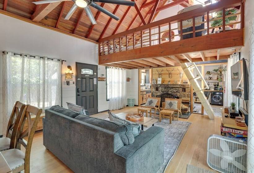 2 Mi To Big Bear Lake: Cabin W/ Game Room