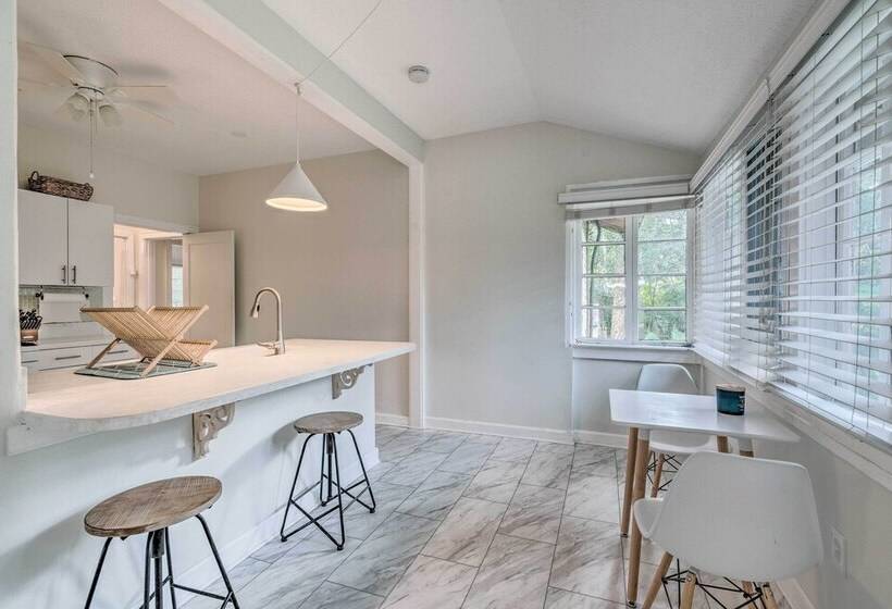 Chic Ocala Home W/ Yard ~ 1 Mi To Dtwn Square