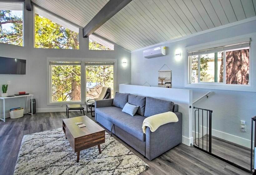 Chic Running Springs Forest Cabin W/ Deck!