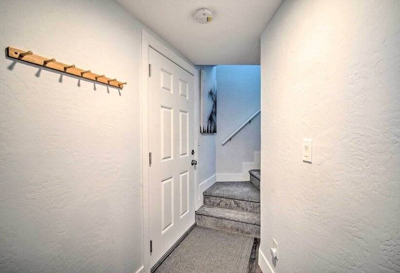 Chic Running Springs Forest Cabin W/ Deck!