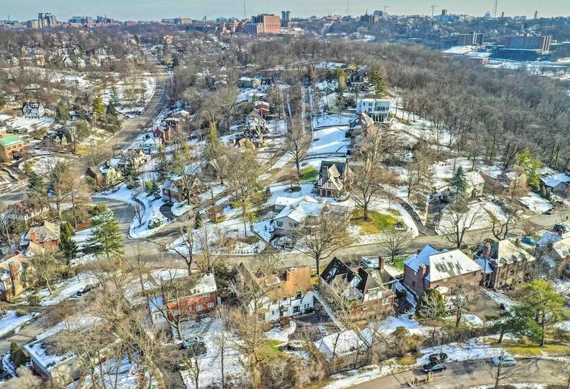 Cincinnati Vacation Rental: 5 Mi To Downtown!