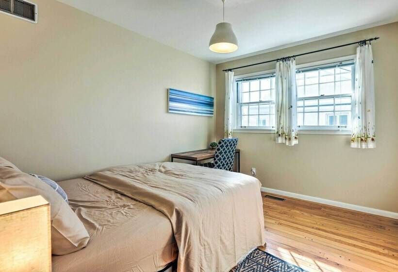 Cincinnati Vacation Rental: 5 Mi To Downtown!