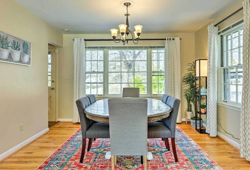 Cincinnati Vacation Rental: 5 Mi To Downtown!