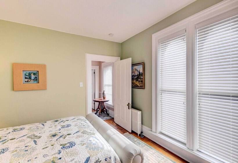 Classic Brookfield Home ~ 14 Mi To Milwaukee!